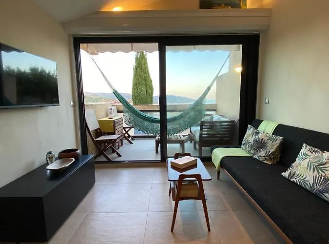 Apartment Vue A Gigaro,